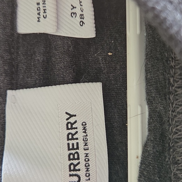 Boys BurrberryFleece Sweatshirt. Gray with Burberry logo. - Picture 5 of 9